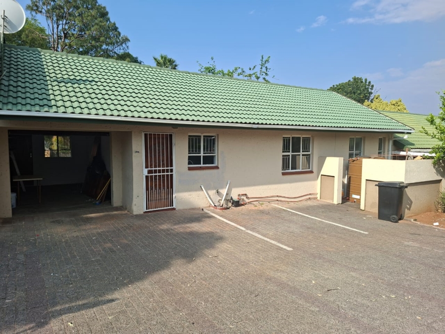 3 Bedroom Property for Sale in Geelhoutpark North West